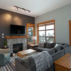 Holiday home Beautifully Renovated, Fantastic Views In Out 3 Beds - Mountain Star, Whistler